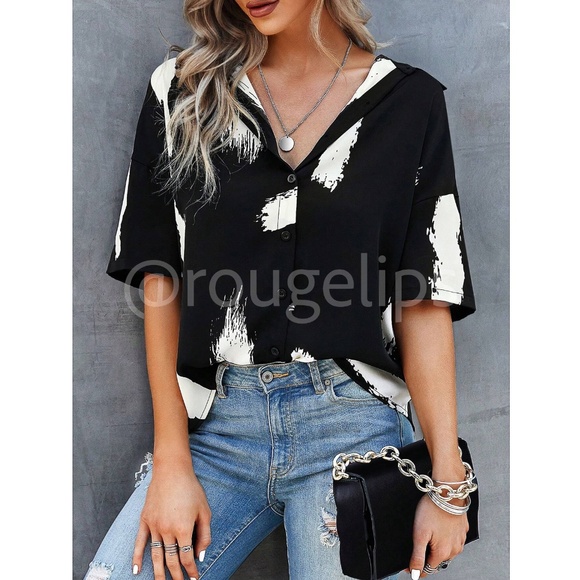 Two Tone Black & White V-Neck Button Up Shirt Top - Picture 4 of 7